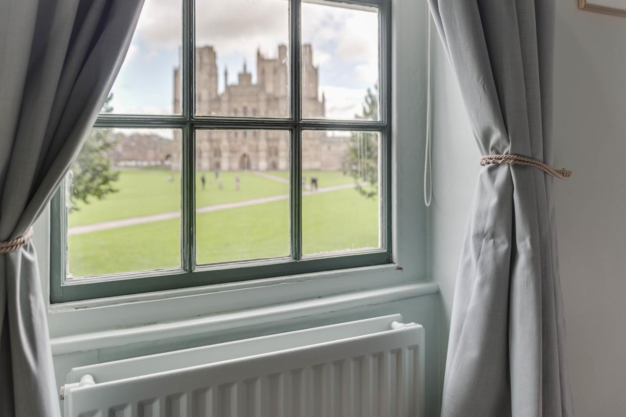 Hotel The Ancient Gatehouse & Rugantino Restaurant Wells Esterno foto