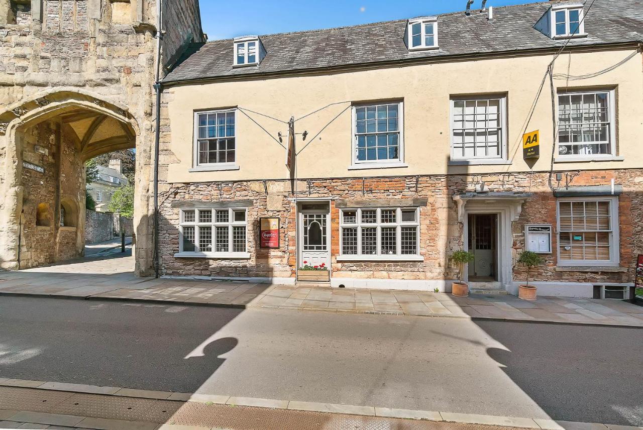 Hotel The Ancient Gatehouse & Rugantino Restaurant Wells Esterno foto